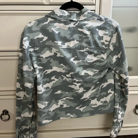 Camo jacket - Picture 3 of 3